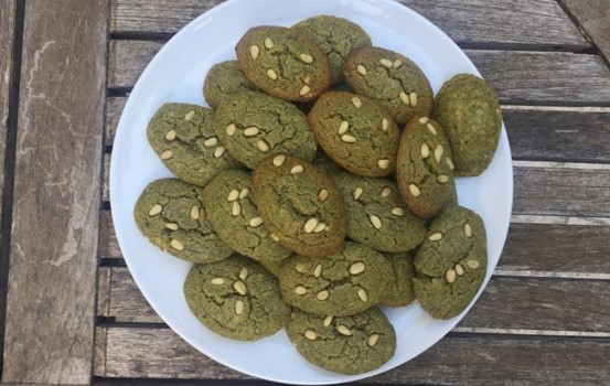 madeleine con pesto